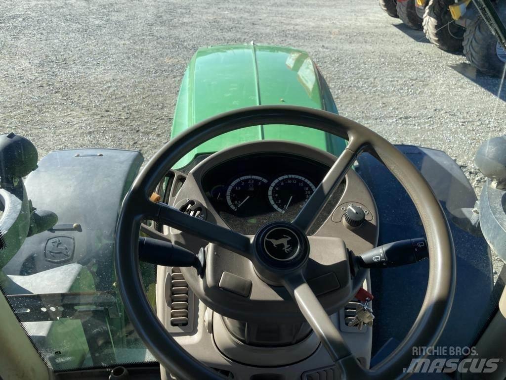 John Deere 6210R Tractoren