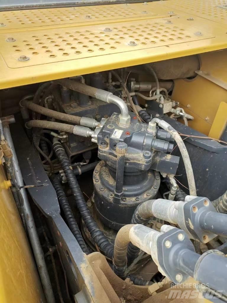 XCMG XE 215 DA Rupsgraafmachines