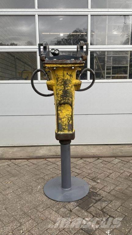 Epiroc SB452 Hamers en brekers