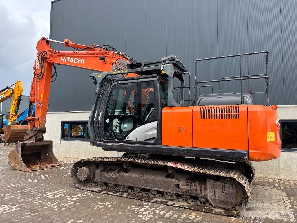 Hitachi ZX 210 LC-6 Rupsgraafmachines