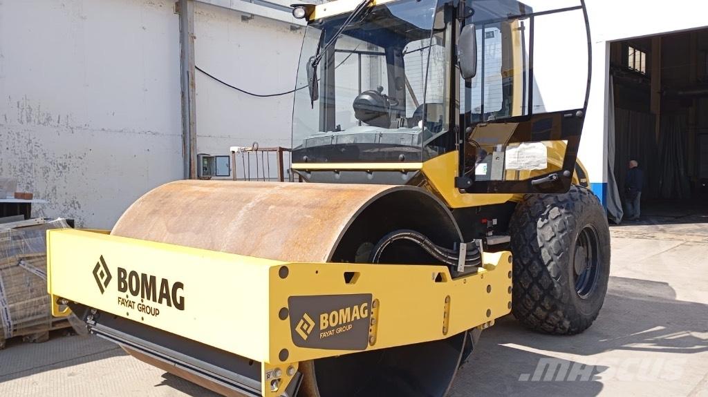 Bomag BW 212 D-5 SL Trilrolwalsen