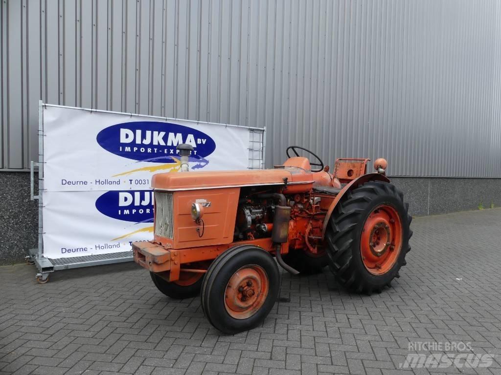 Renault Super 7 Tractoren