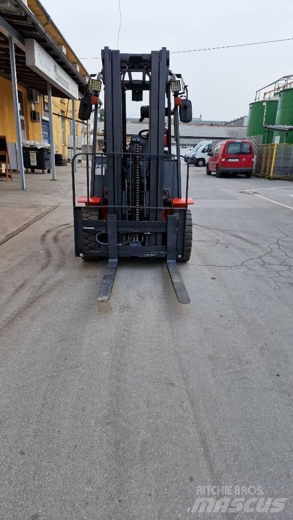 Linde H 25 D Diesel heftrucks