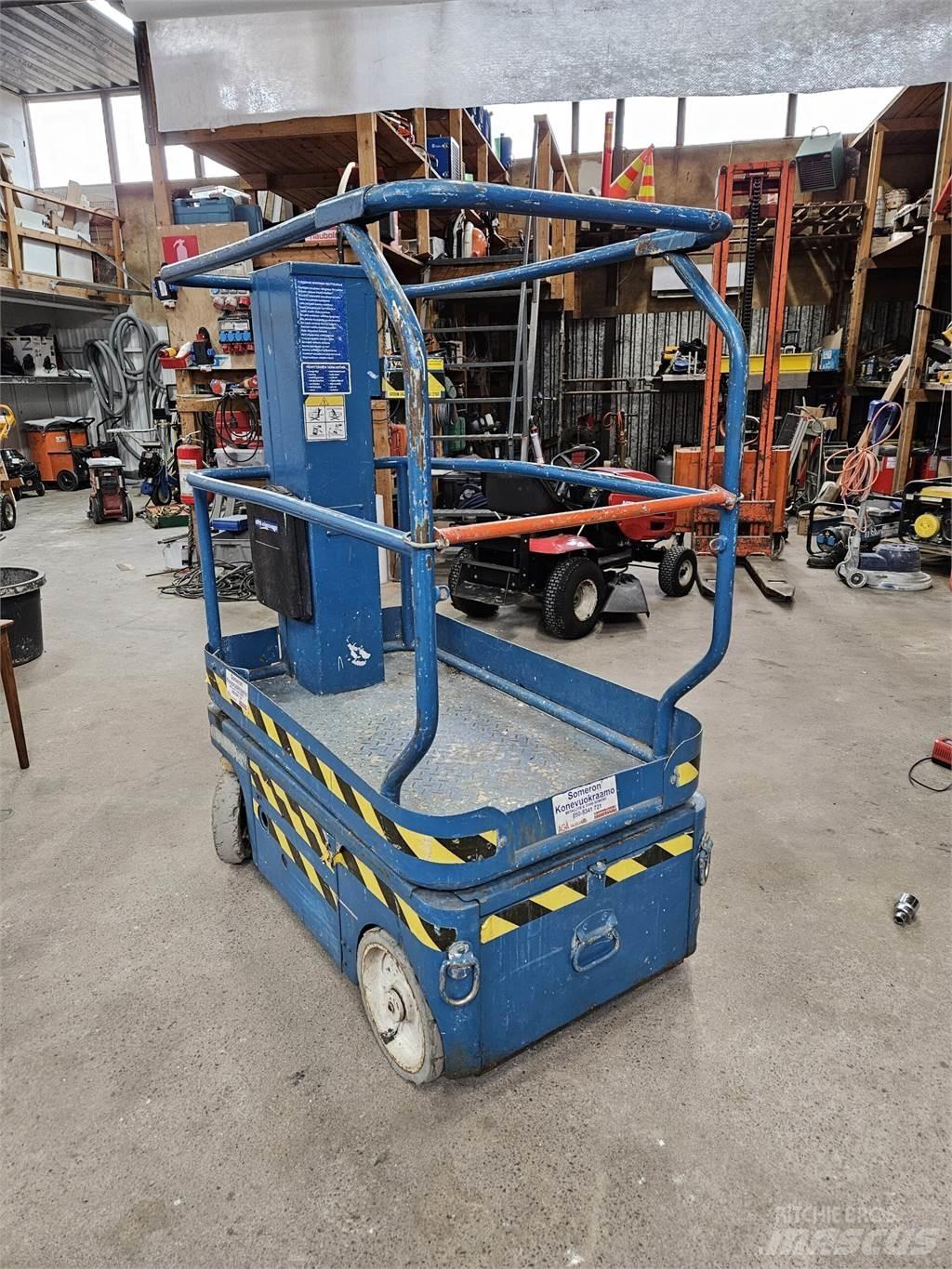 UpRight TM 12 Personenliften en invalideliften