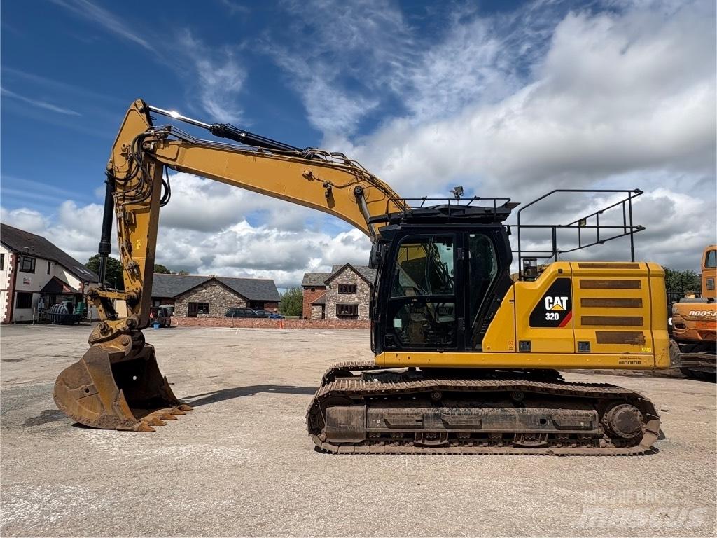 CAT 320 07B Rupsgraafmachines