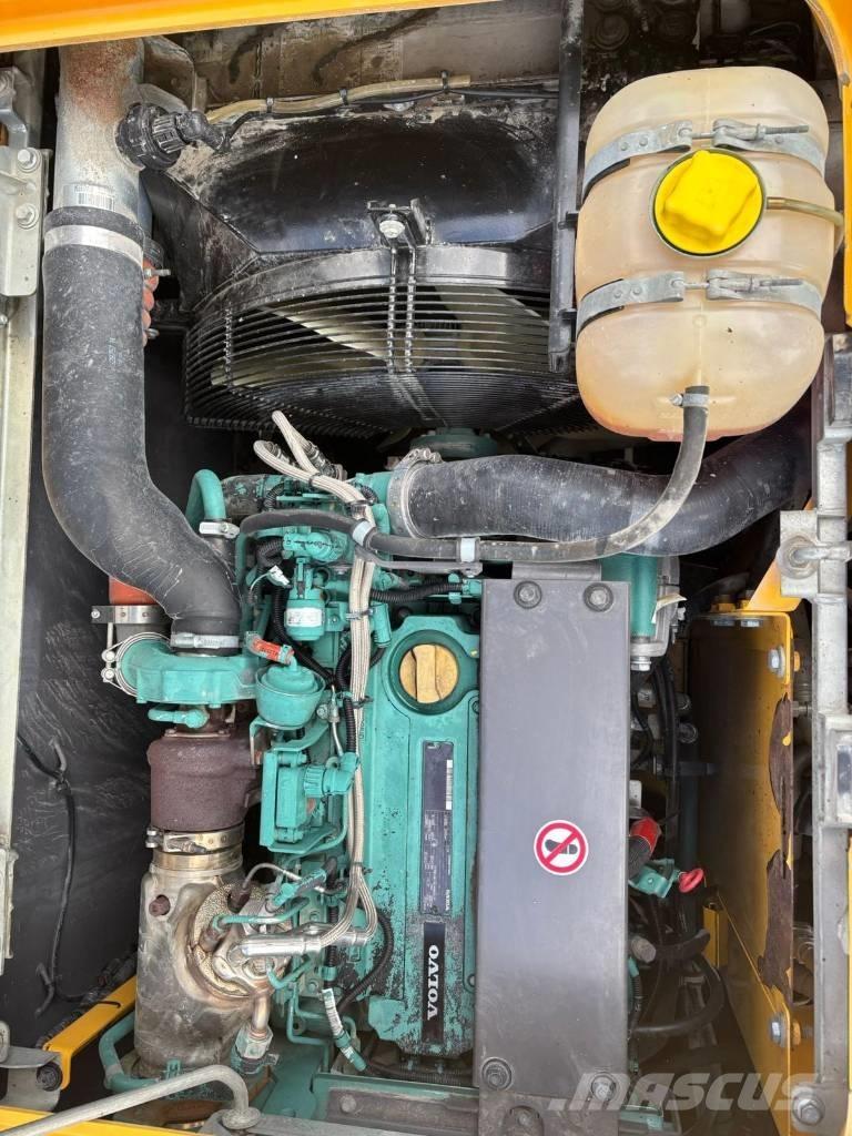 Volvo EW 140 D Wielgraafmachines