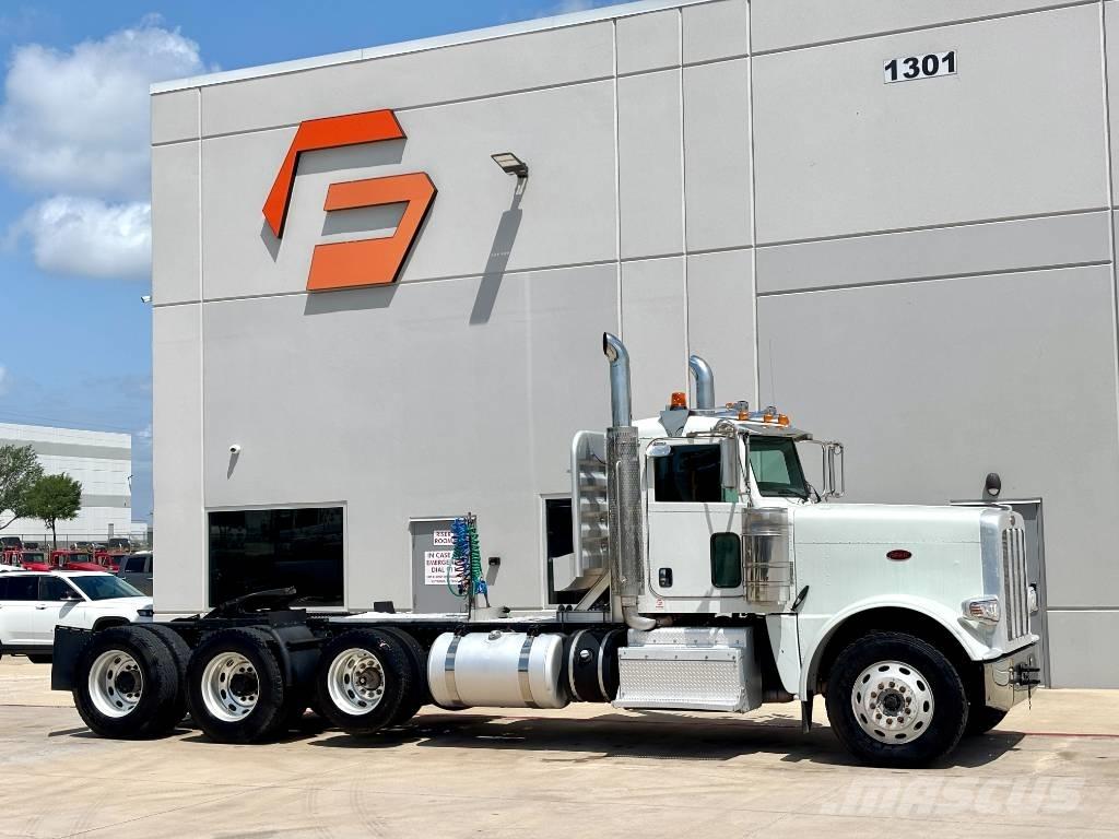 Peterbilt 388 Trekkers
