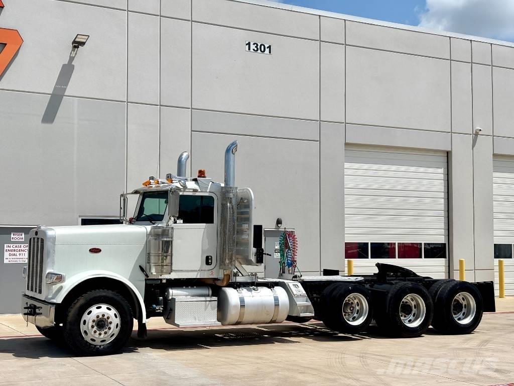 Peterbilt 388 Trekkers