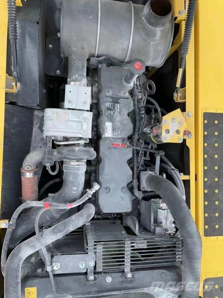Komatsu PC220-8 Rupsgraafmachines