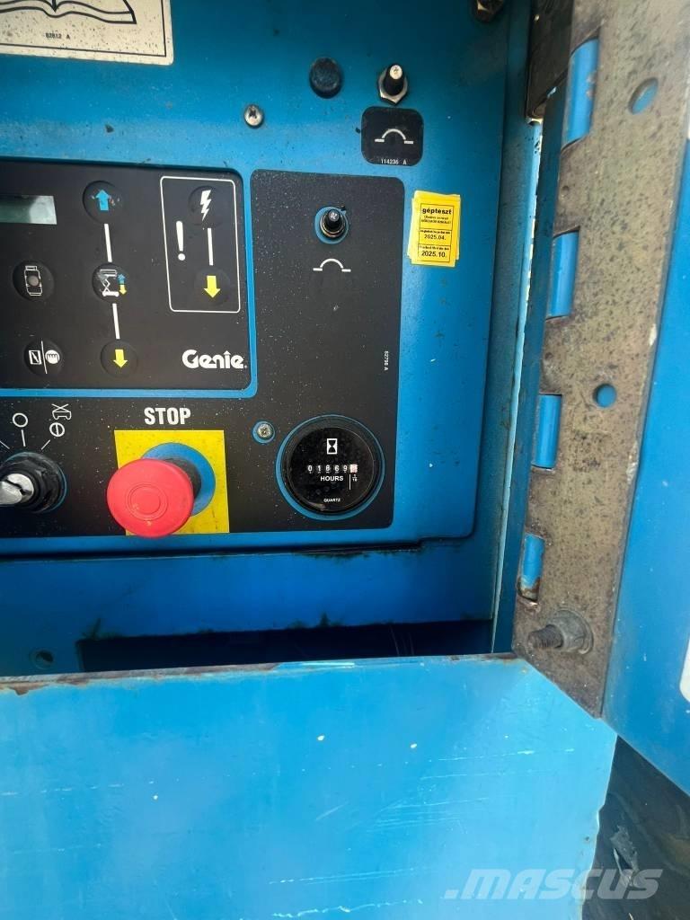 Genie GS 3384 RT Schaarhoogwerkers