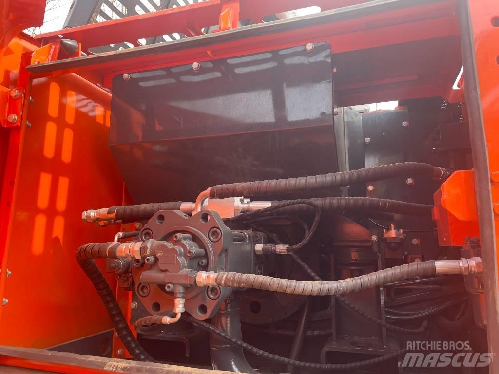 Doosan DX 225 Rupsgraafmachines
