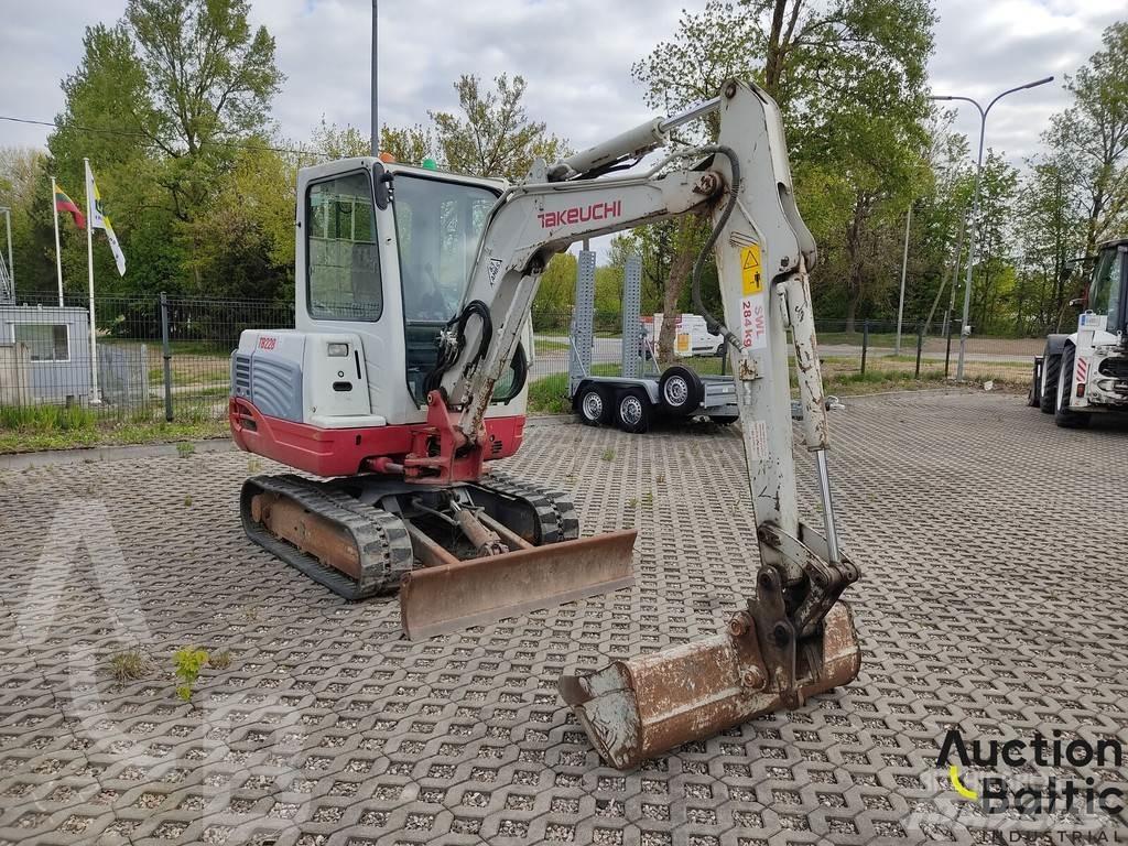 Takeuchi TB228 Minigraafmachines < 7t