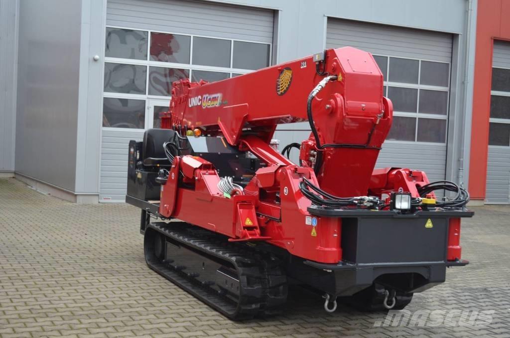Unic URW-806 Minikranen