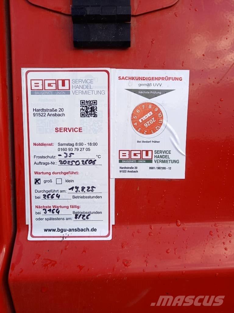 Manitou 220 TJ + Telescoophoogwerkers