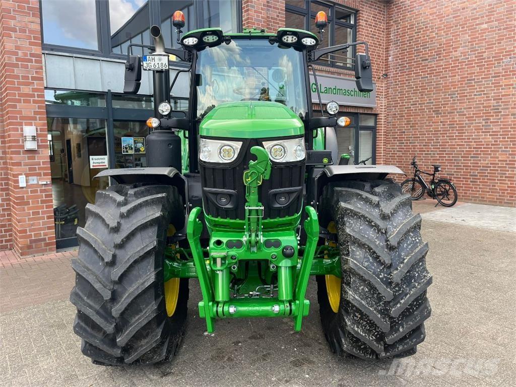 John Deere 6M185 Tractoren