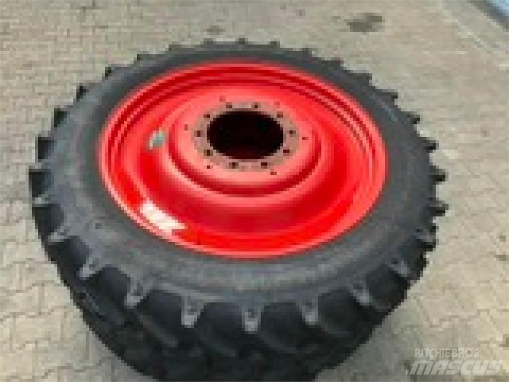 Alliance 320/85R38 Banden, wielen en velgen