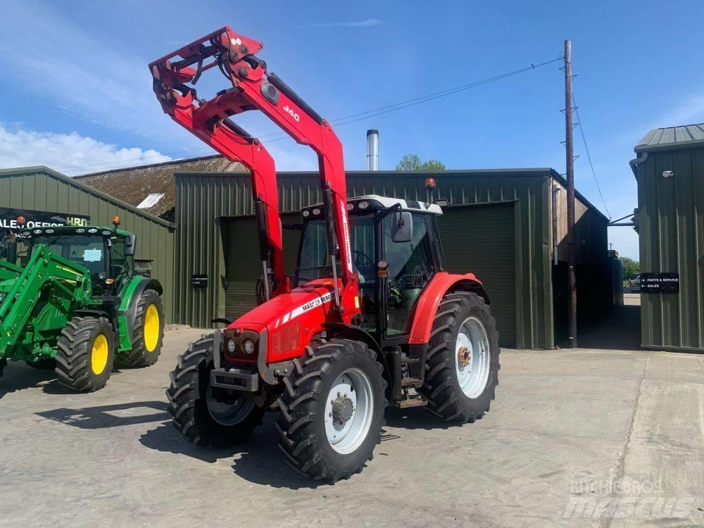 Massey Ferguson 5455 Tractoren