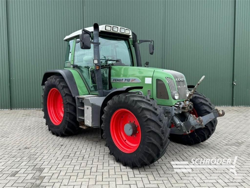 Fendt 712 VARIO Tractoren
