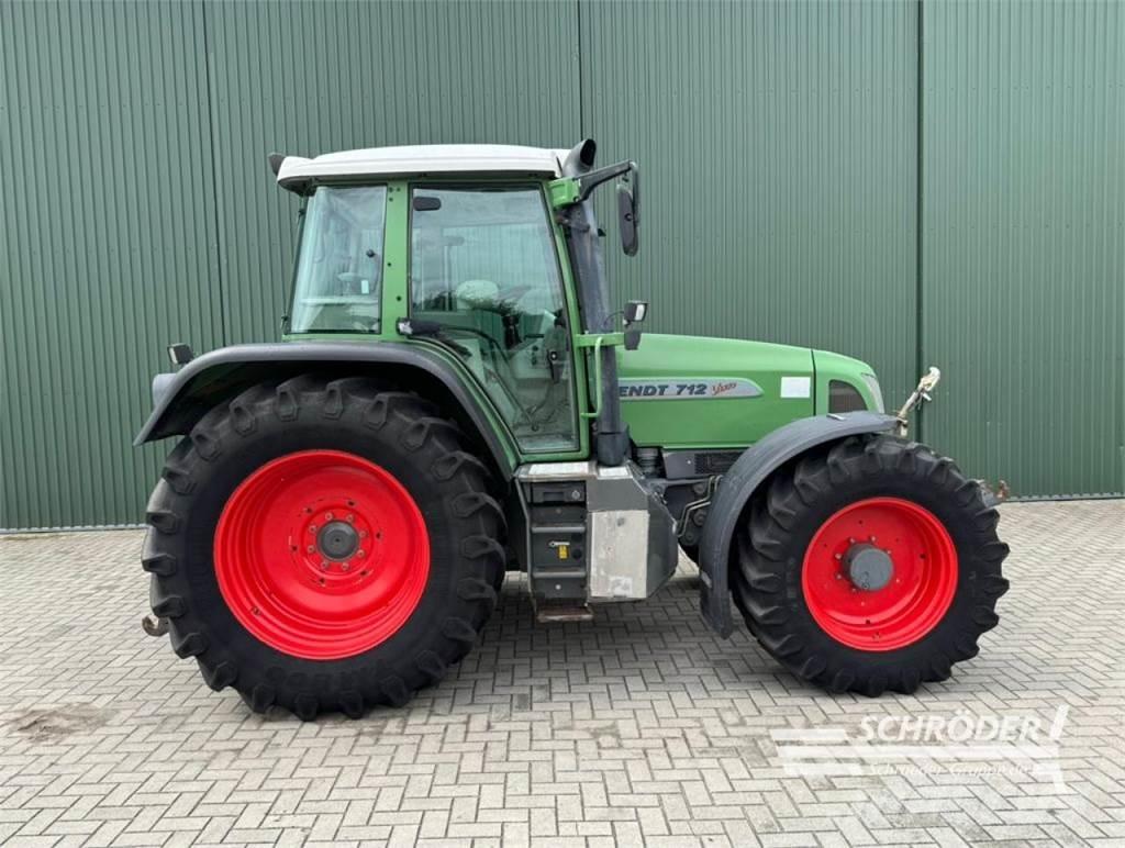 Fendt 712 VARIO Tractoren