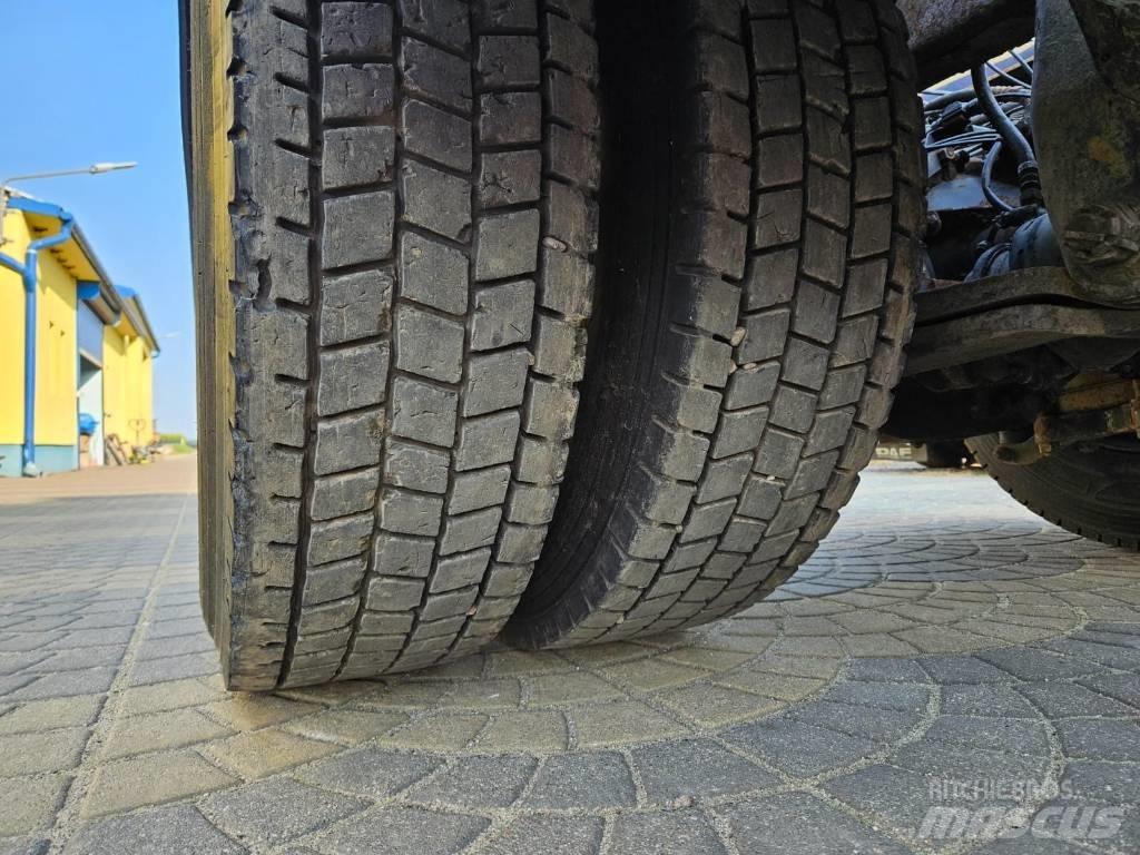 Scania 94 D 310 Chassis met cabine
