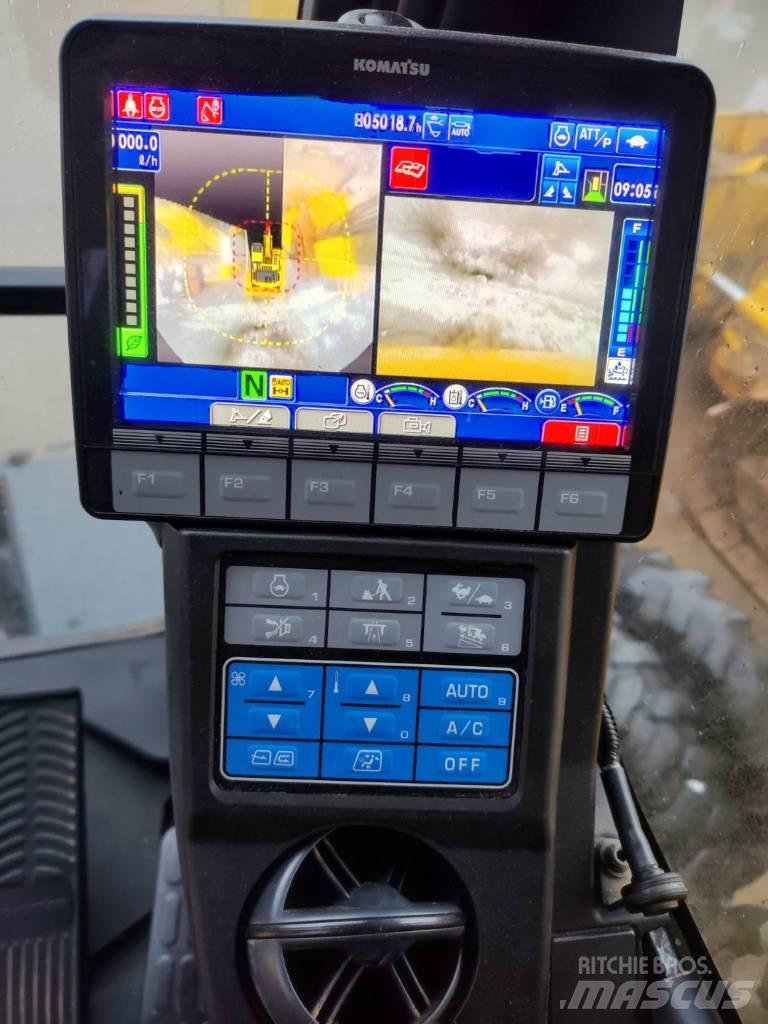 Komatsu PW180-11 Wielgraafmachines