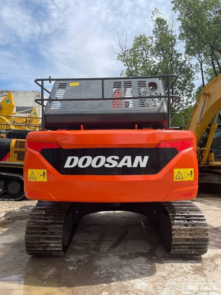 Doosan DX 225 Midigraafmachines 7t - 12t