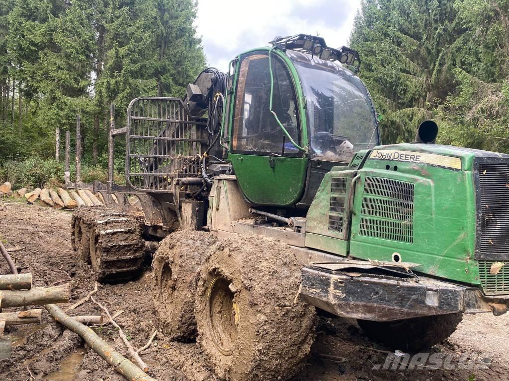 John Deere 1110 E Uitrijwagens