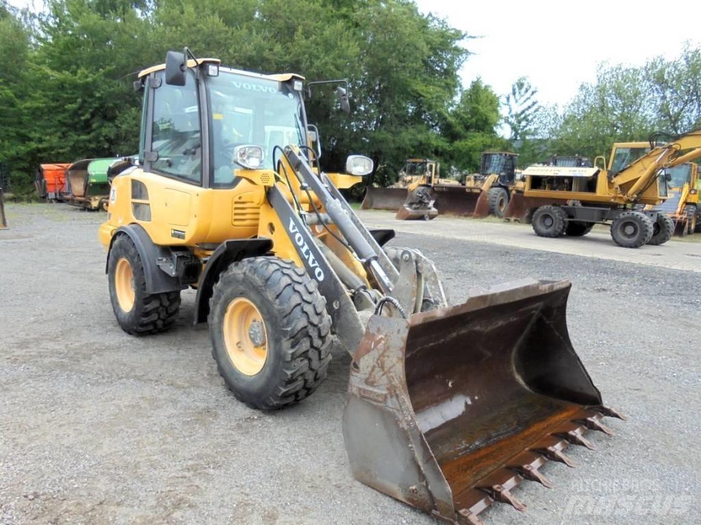Volvo L 25 F Wielladers