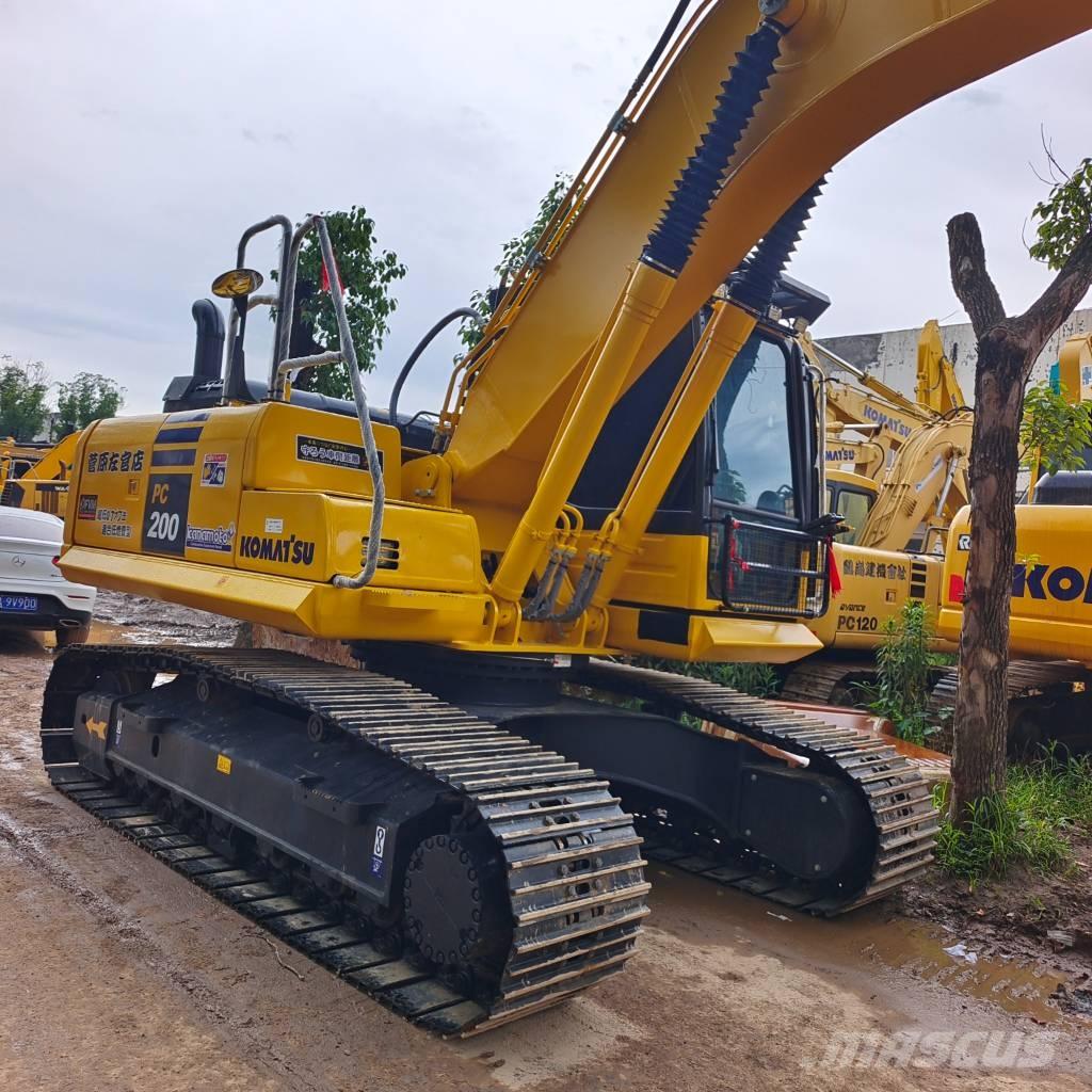 Komatsu PC 200 Rupsgraafmachines