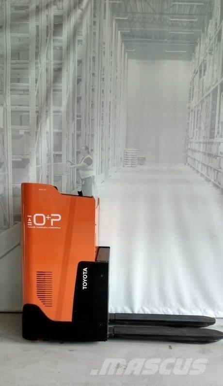 Toyota LSI200 Meeloop stapelaar
