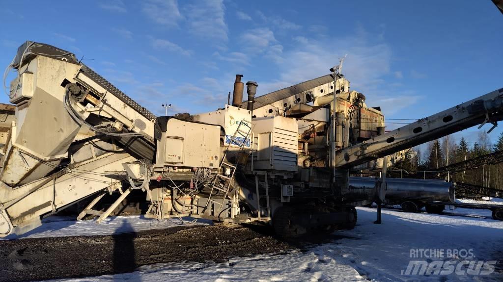 Metso LT 200 HPB Mobile crushers