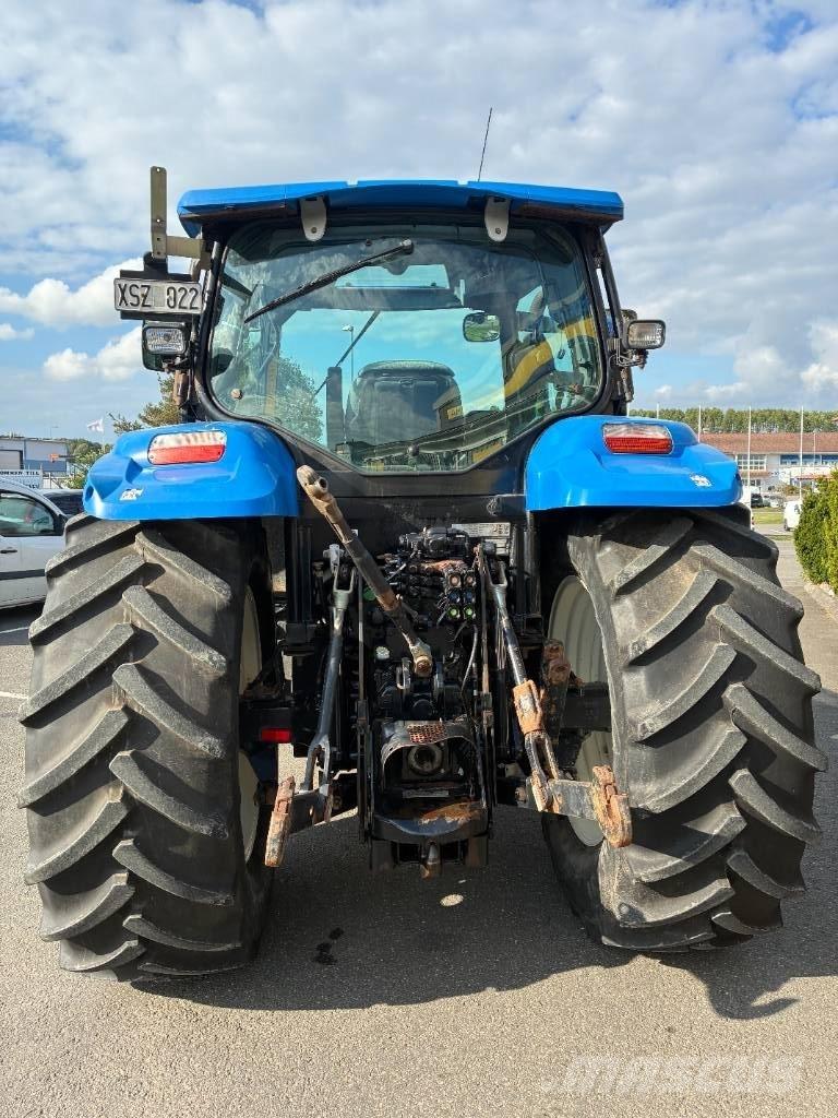 New Holland TS 130 A Tractoren