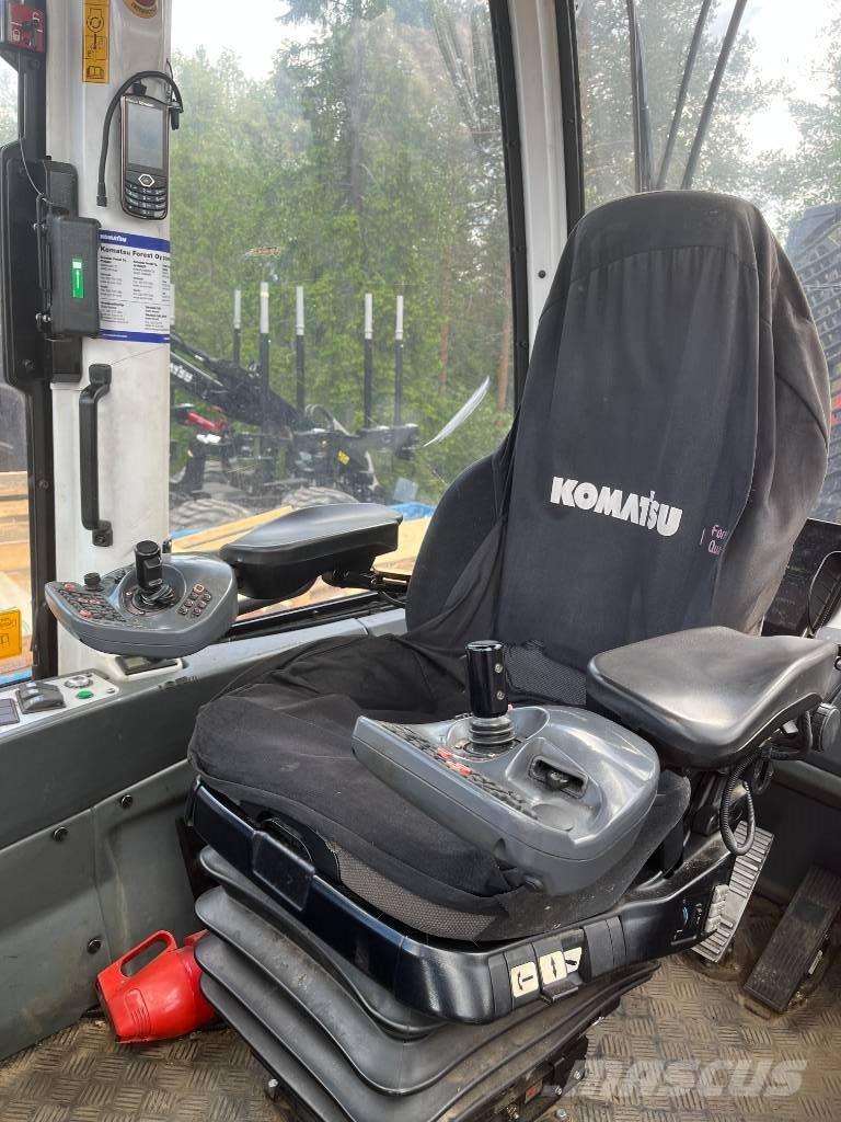 Komatsu 895 Uitrijwagens