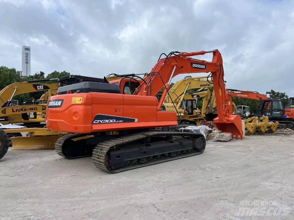 Doosan DX 300 Rupsgraafmachines