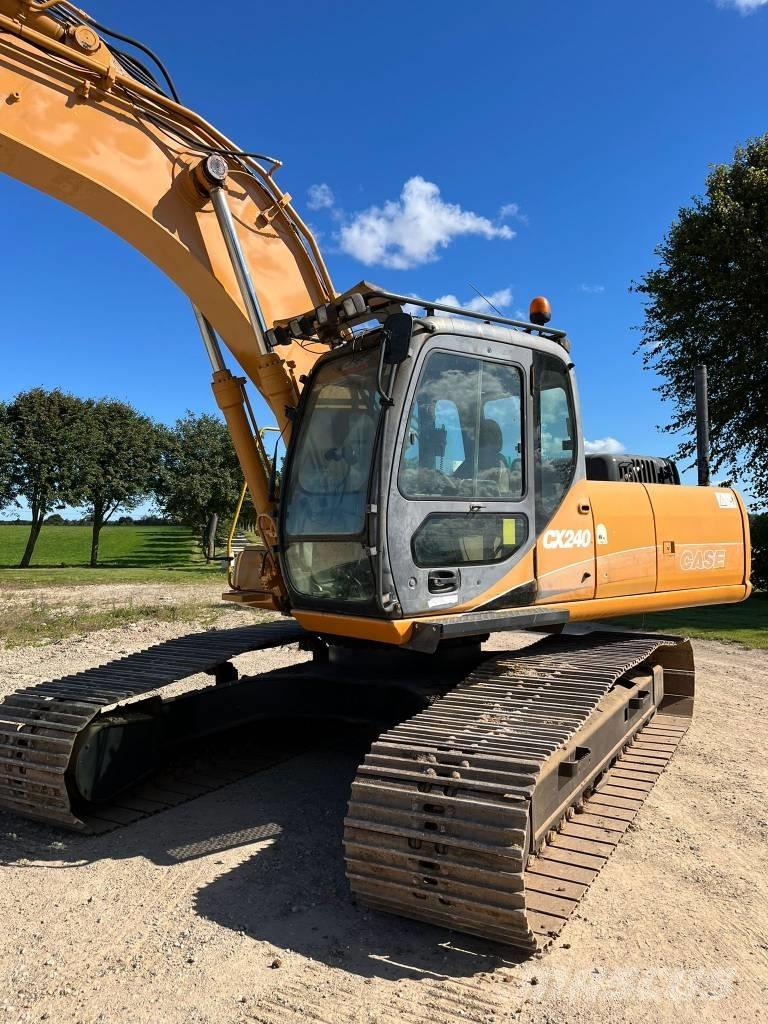CASE CX 240 Rupsgraafmachines
