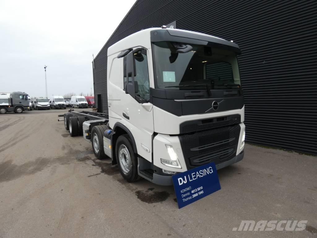 Volvo FM 330 Chassis met cabine