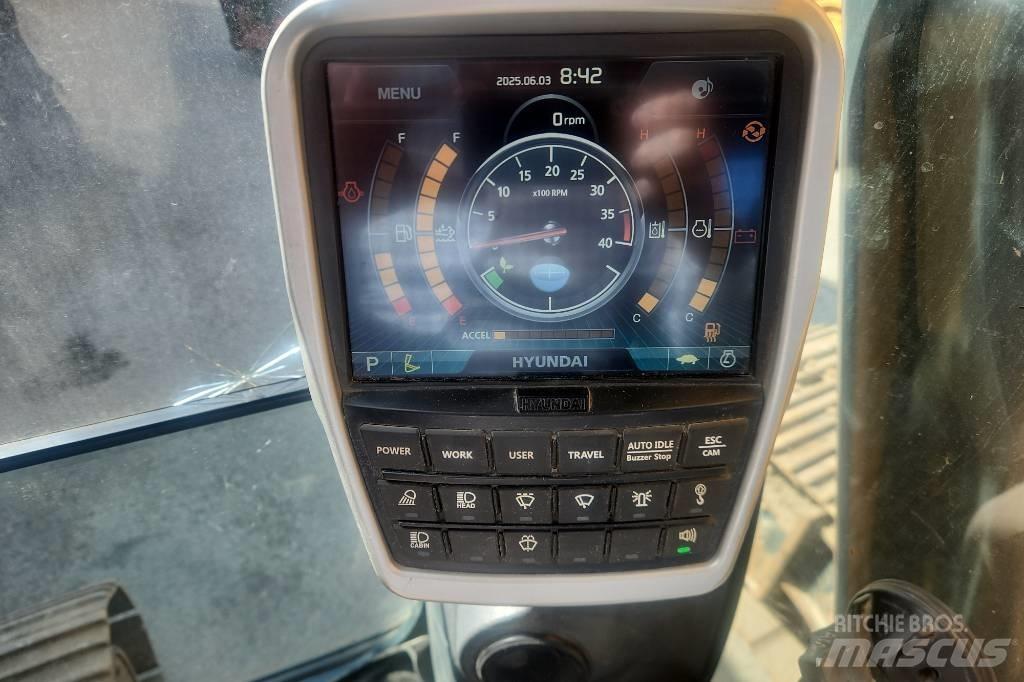 Hyundai HX 235 LCR Rupsgraafmachines