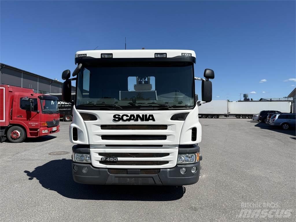 Scania P450 6X2 Vrachtwagen met containersysteem
