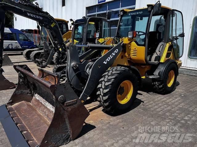 Volvo L 25 F Wielladers