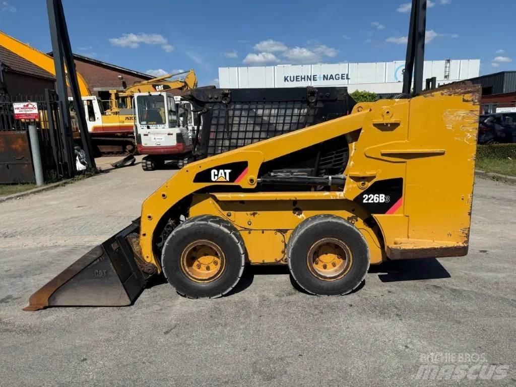 CAT 226B3 Turbo Schrankladers