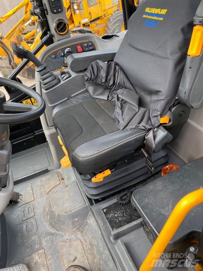 JCB TM 320 S Verreikers voor landbouw