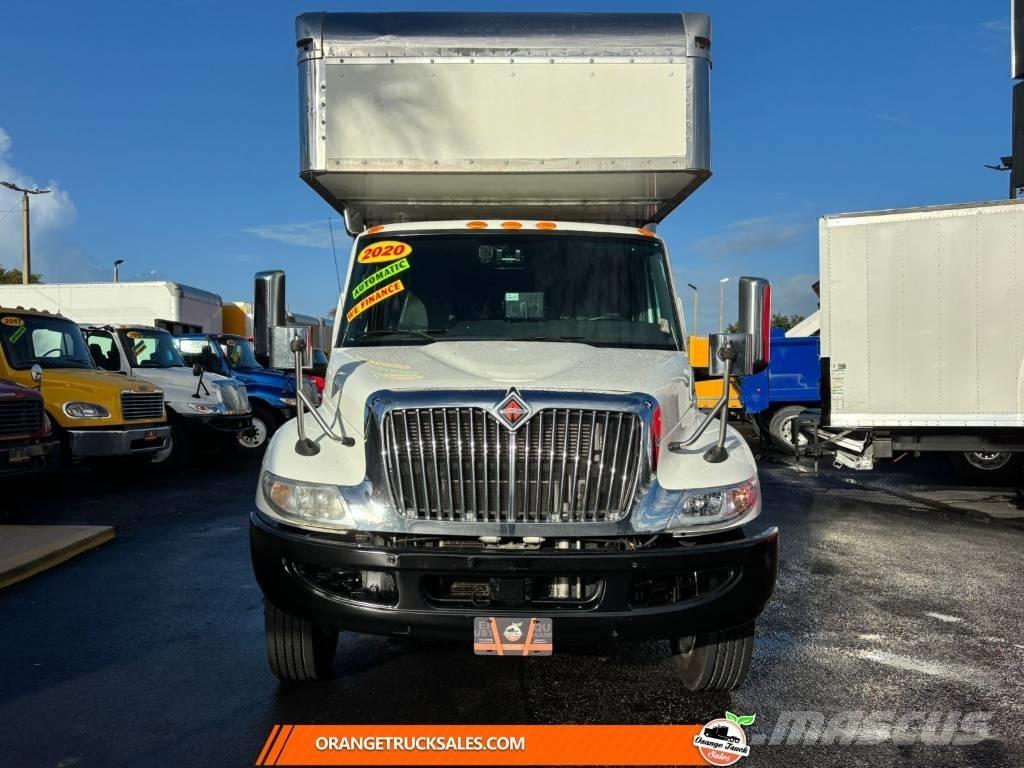 International MV607 Bakwagens met gesloten opbouw