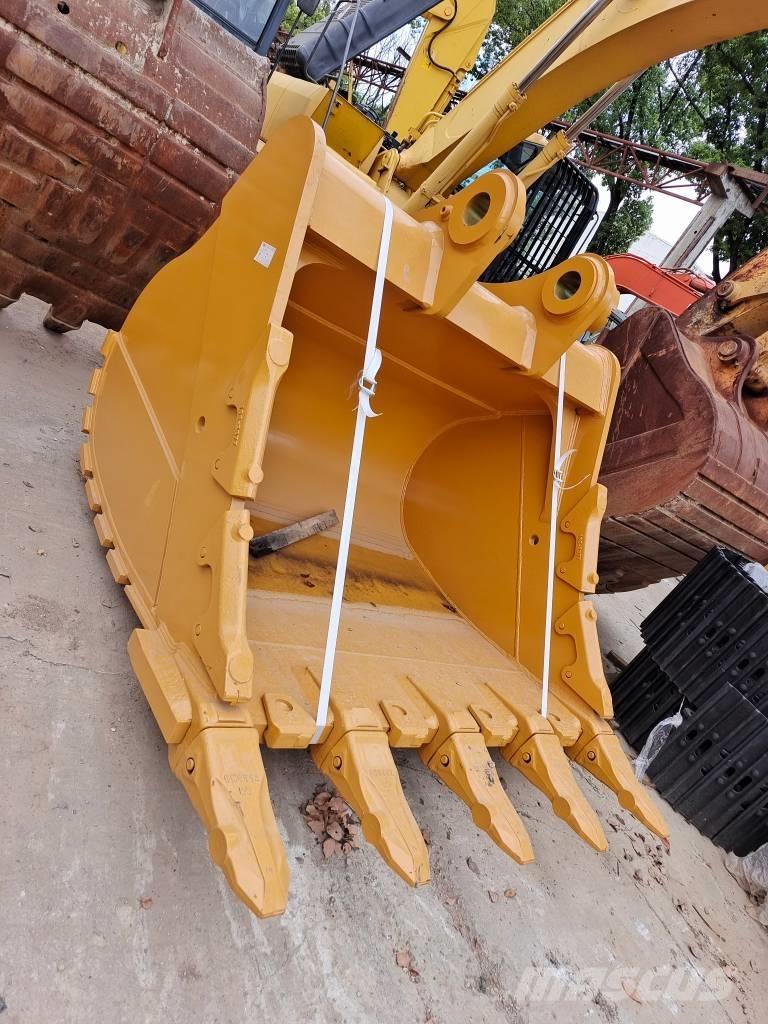 Komatsu PC 200 8N Rupsgraafmachines