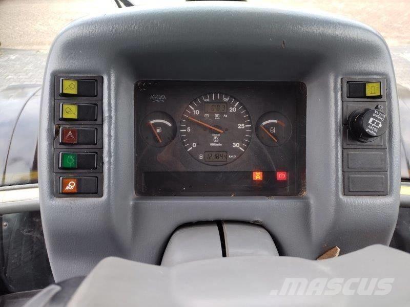 Valtra 6850 Tractoren