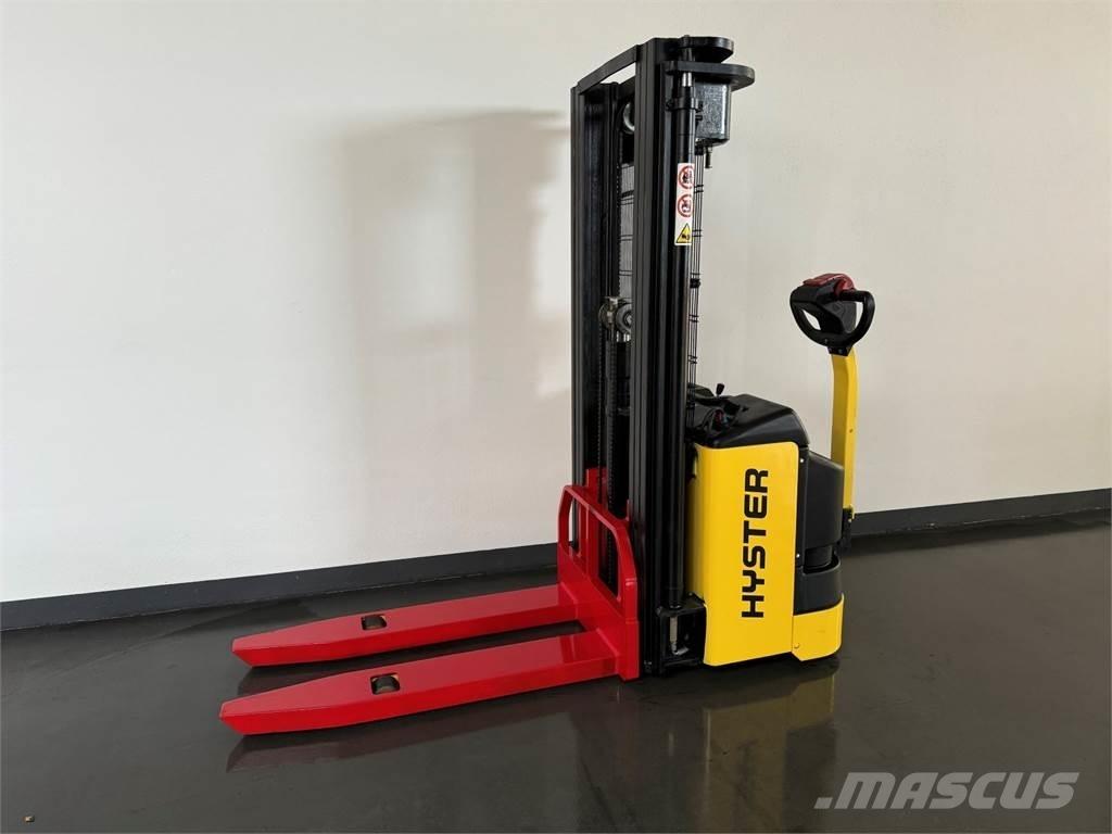 Hyster S1.2 Meeloop stapelaar
