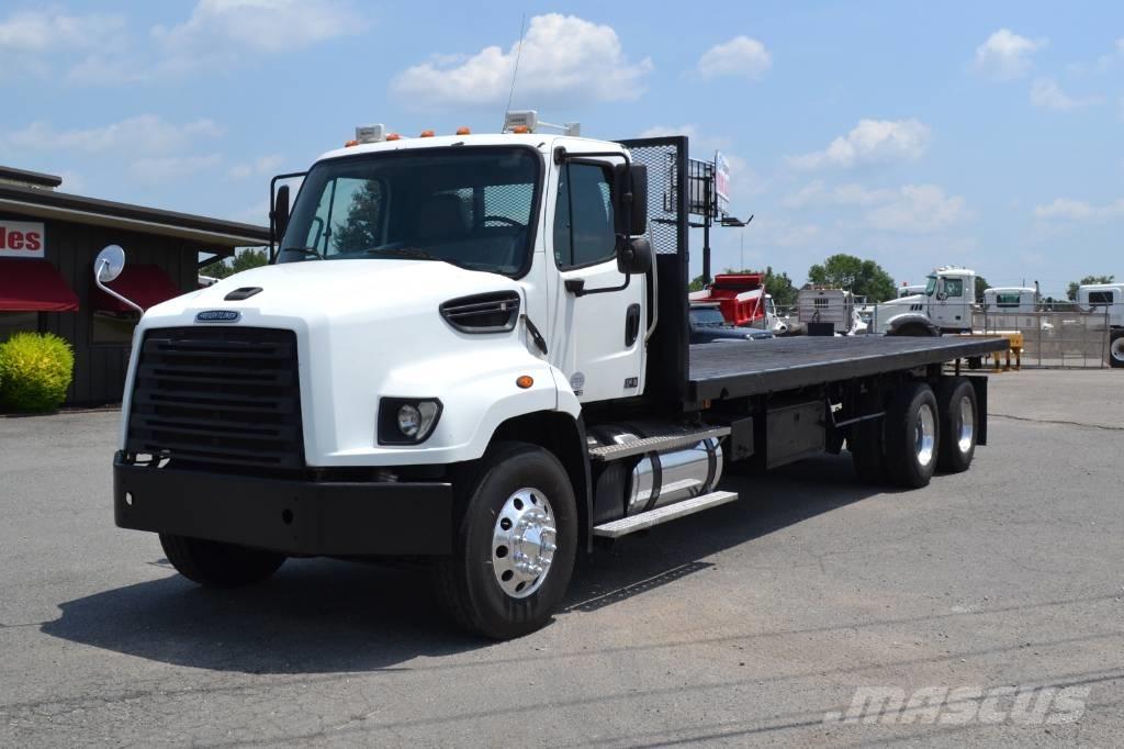 Freightliner 114SD Platte bakwagens