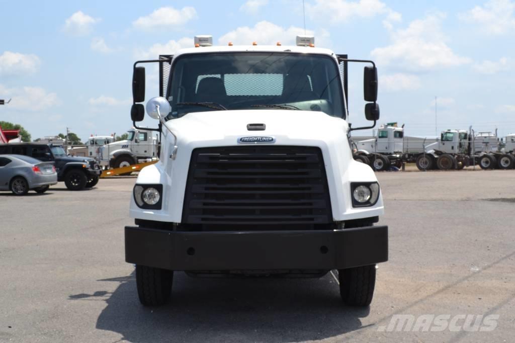 Freightliner 114SD Platte bakwagens