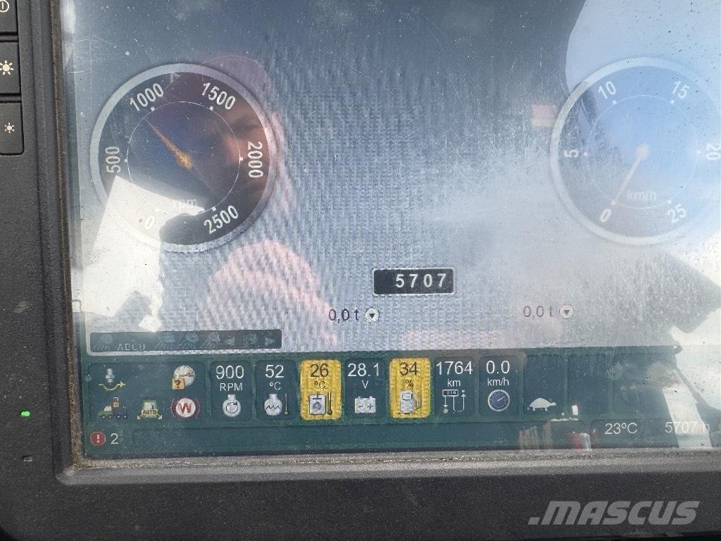 John Deere 810 E Uitrijwagens