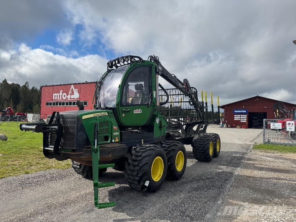 John Deere 810 E Uitrijwagens