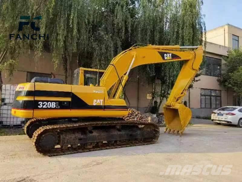 CAT 320 B L Rupsgraafmachines